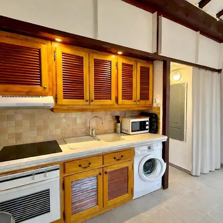 Alando, Santa Giulia