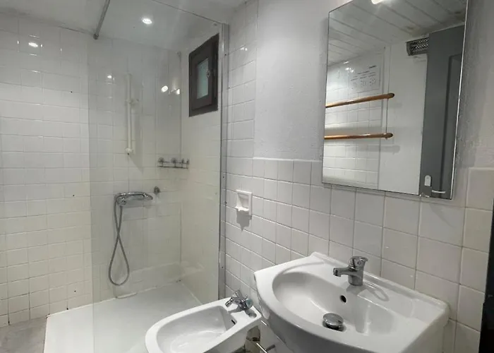 Villa Alando, Santa Giulia *